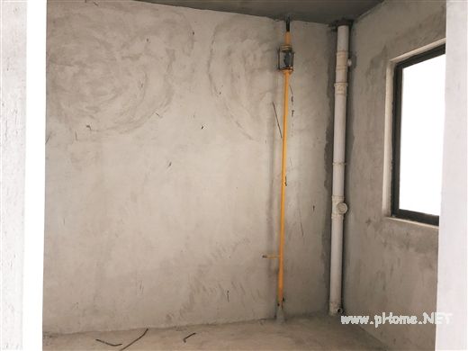 燃氣管外露  開發(fā)商不應(yīng)將風險全推給業(yè)主