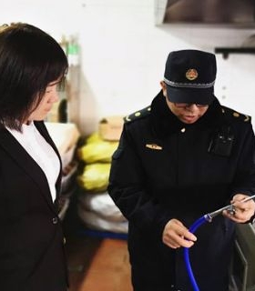 豐臺城管持續(xù)開展燃?xì)獍踩珜ｍ?xiàng)檢查 責(zé)令改正問題442處